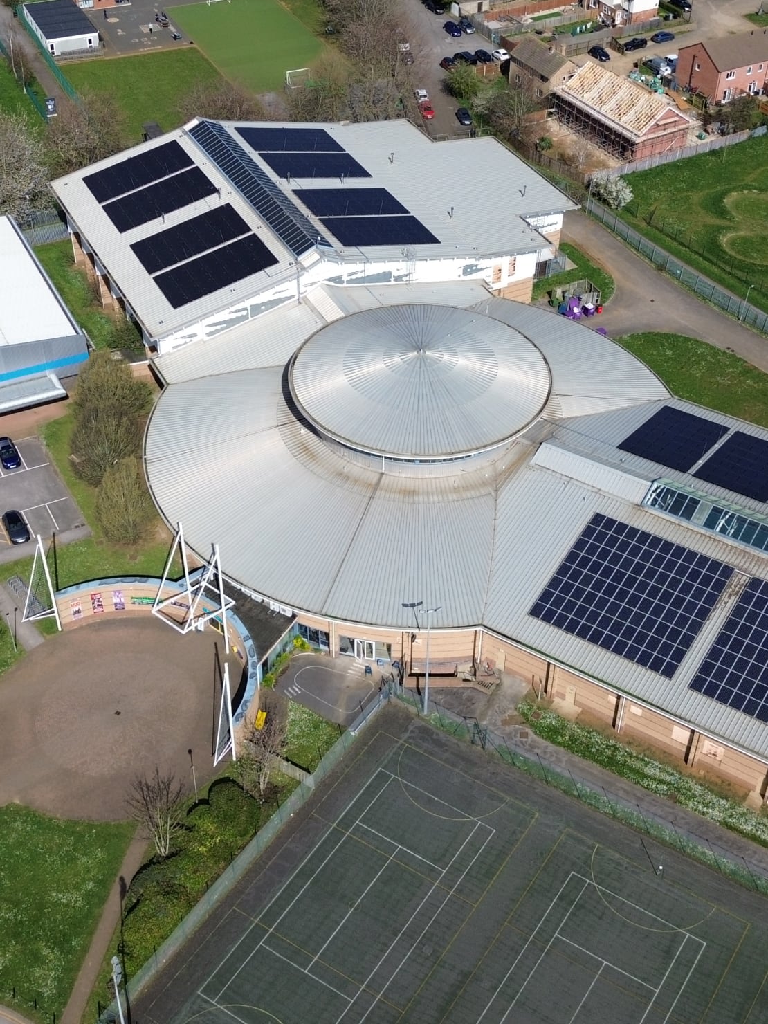 solar for uk hospitality building